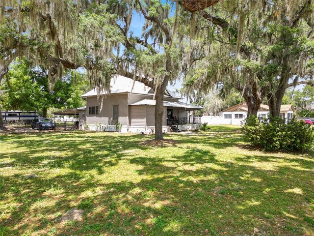 128 S OAK AVENUE, Fort Meade, FL 33841
