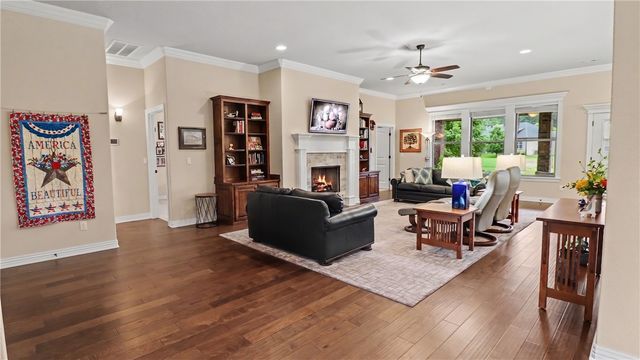 138 Dogwood Drive, Bella Vista, AR 72715