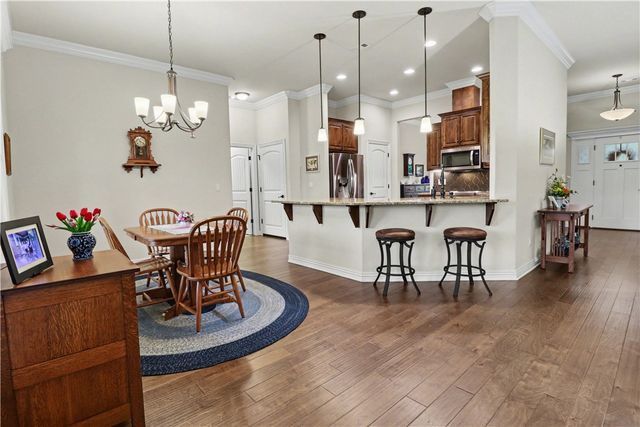 138 Dogwood Drive, Bella Vista, AR 72715