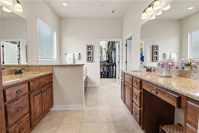 138 Dogwood Drive, Bella Vista, AR 72715