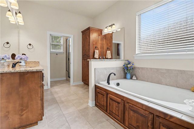 138 Dogwood Drive, Bella Vista, AR 72715