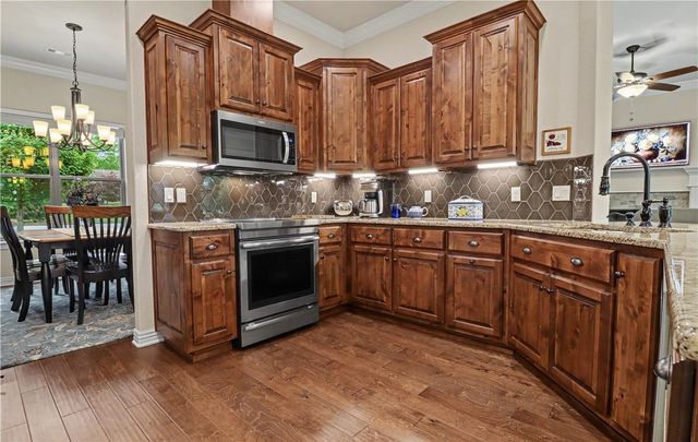 138 Dogwood Drive, Bella Vista, AR 72715