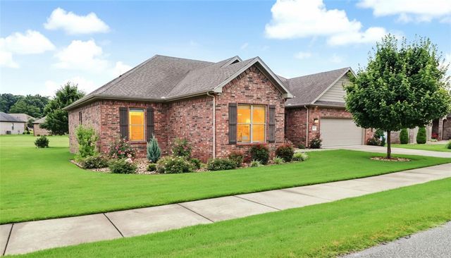 138 Dogwood Drive, Bella Vista, AR 72715