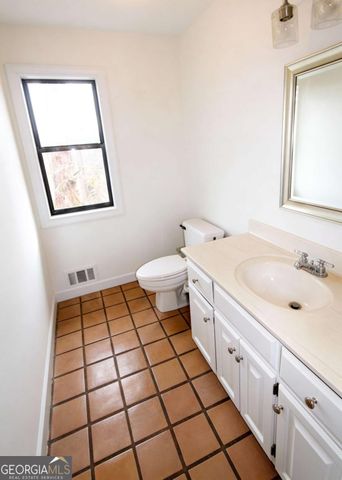 93 Skyland Drive, Roswell, GA 30075