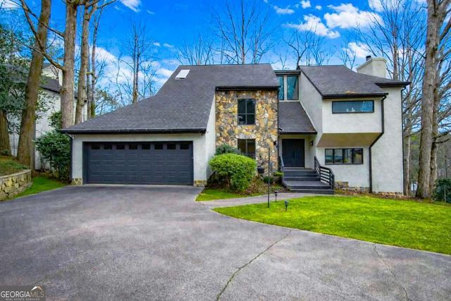 93 Skyland Drive, Roswell, GA 30075