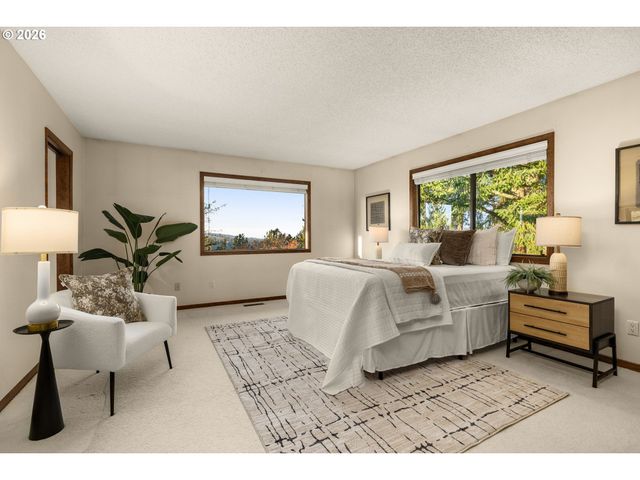 2369 PALISADES CREST Dr, Lake Oswego, OR 97034