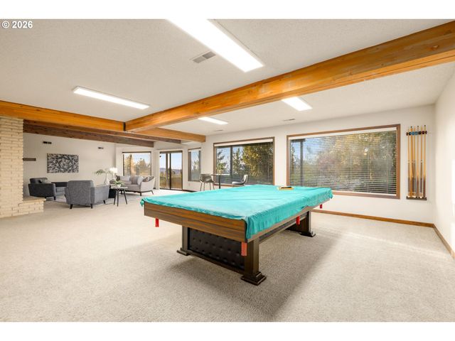 2369 PALISADES CREST Dr, Lake Oswego, OR 97034