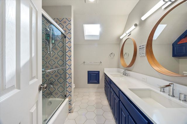 650 Sorita Circle, Heath, TX 75032
