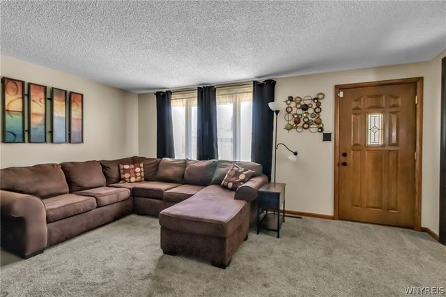 122 Currier Ave, Cheektowaga, NY 14212