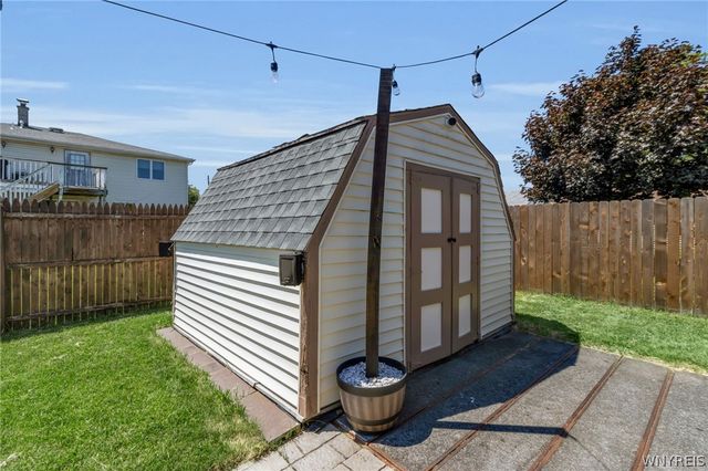 122 Currier Ave, Cheektowaga, NY 14212