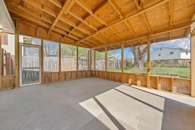 5316 Twilight RD, Roanoke, VA 24019