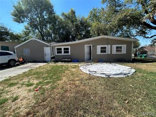 404 Range Lane, Cahokia, IL 62206