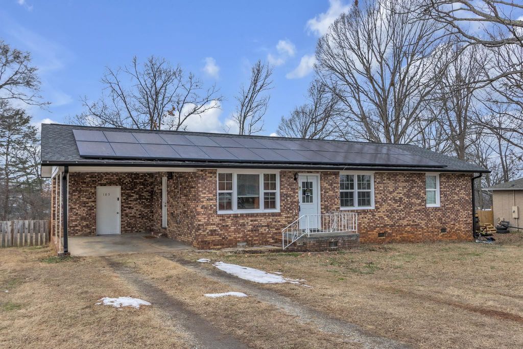 105 Tower Street, Duncan, SC 29334