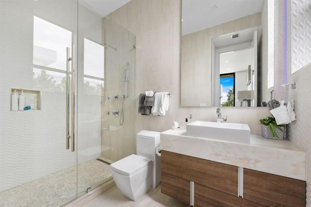 2437 Delmar Place, Fort Lauderdale, FL 33301