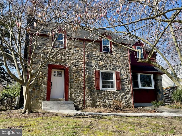 712 WOODSDALE RD, Wilmington, DE 19809