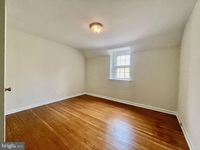 712 WOODSDALE RD, Wilmington, DE 19809