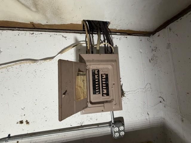 1421 S 6th Street, Atchison, KS 66002