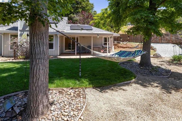 3632 Ravenwood Ln, Cameron Park, CA 95682