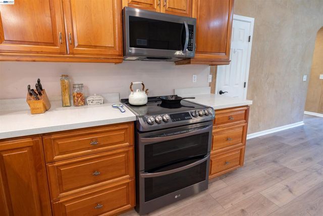 3632 Ravenwood Ln, Cameron Park, CA 95682