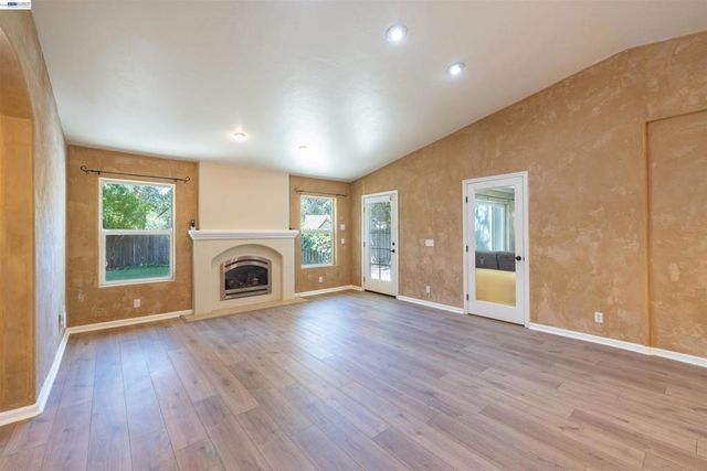 3632 Ravenwood Ln, Cameron Park, CA 95682
