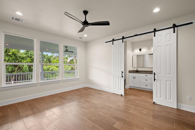147 Kahana LN, Bastrop, TX 78602