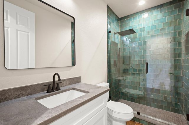 147 Kahana LN, Bastrop, TX 78602
