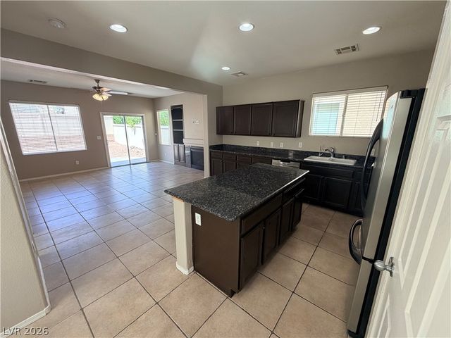 4320 Laguna Garden Avenue, Las Vegas, NV 89115