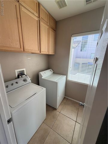 4320 Laguna Garden Avenue, Las Vegas, NV 89115