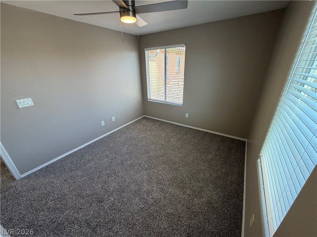 4320 Laguna Garden Avenue, Las Vegas, NV 89115