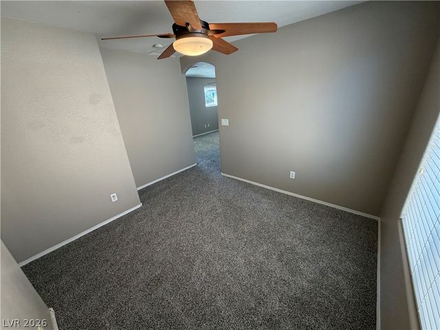 4320 Laguna Garden Avenue, Las Vegas, NV 89115