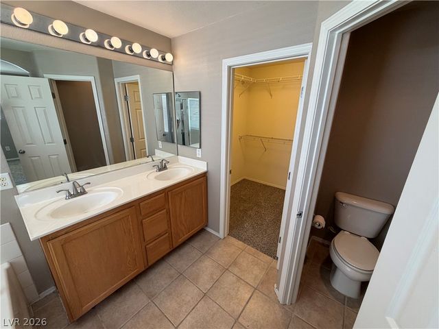 4320 Laguna Garden Avenue, Las Vegas, NV 89115