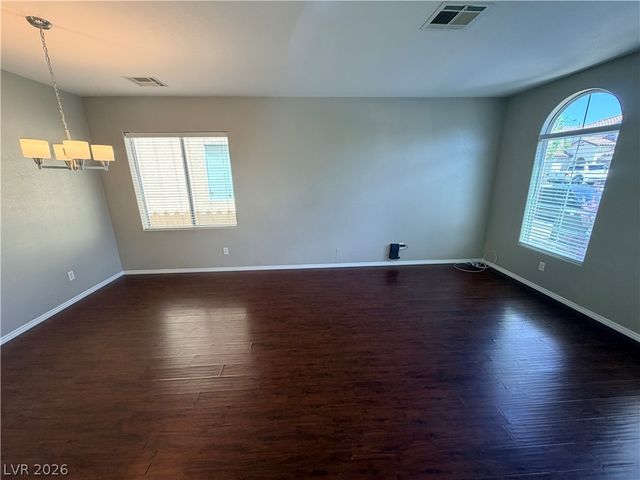 4320 Laguna Garden Avenue, Las Vegas, NV 89115