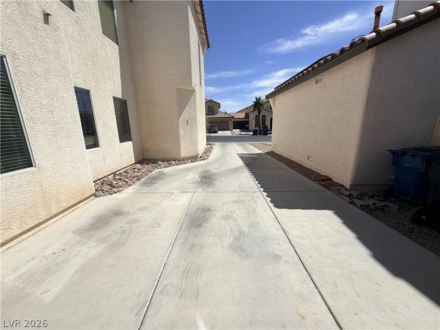 4320 Laguna Garden Avenue, Las Vegas, NV 89115