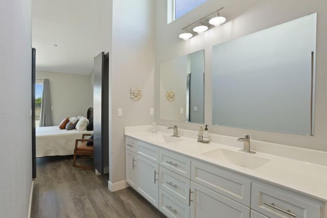 23811 S Jack Tone Rd, Ripon, CA 95366