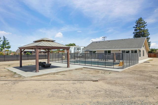 23811 S Jack Tone Rd, Ripon, CA 95366