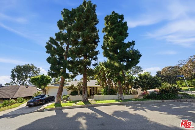 1263 Monaco Drive, Pacific Palisades (los Angeles), CA 90272