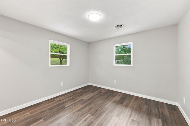 121 Eauclair Street, Kingsport, TN 37664