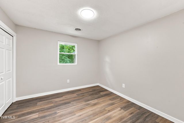 121 Eauclair Street, Kingsport, TN 37664
