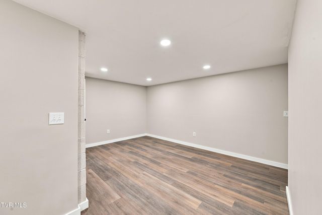 121 Eauclair Street, Kingsport, TN 37664