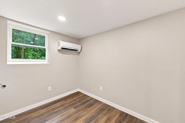121 Eauclair Street, Kingsport, TN 37664