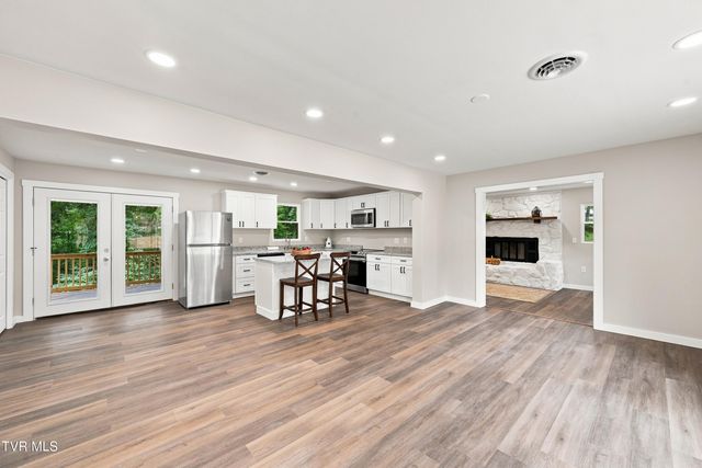 121 Eauclair Street, Kingsport, TN 37664