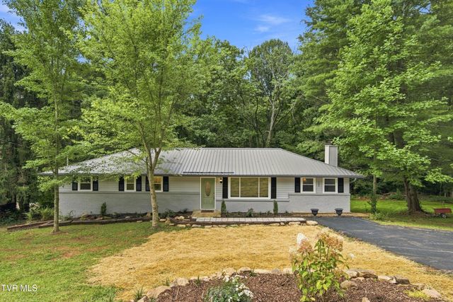 121 Eauclair Street, Kingsport, TN 37664