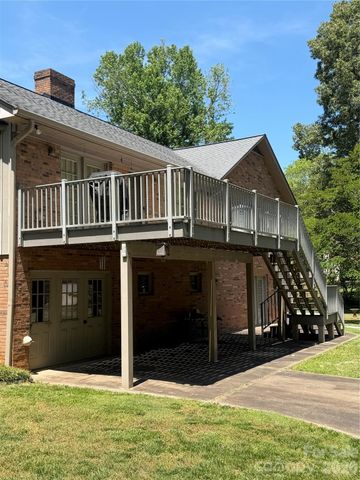 605 Queens Road, Cherryville, NC 28021