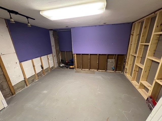 247 Manor Drive, Franklin, PA 16323