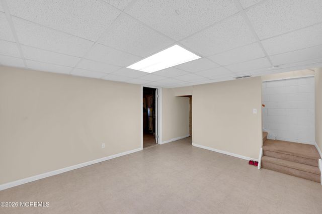 125 Northampton Drive, Holmdel, NJ 07733