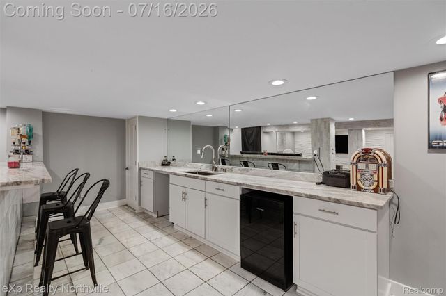 7225 Castell Boulevard, Van Buren Charter Township, MI 48111