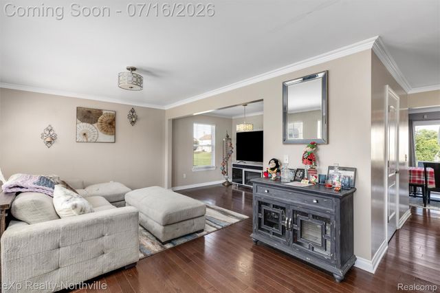 7225 Castell Boulevard, Van Buren Charter Township, MI 48111