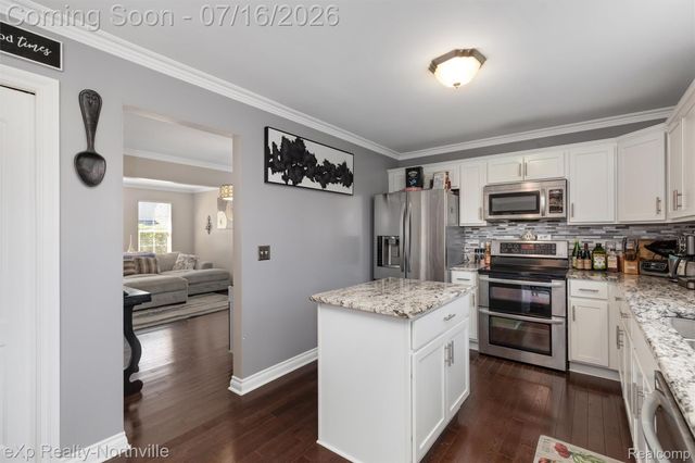 7225 Castell Boulevard, Van Buren Charter Township, MI 48111