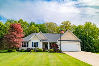 25283 Silver Oaks Boulevard, Antwerp Twp, MI 49071