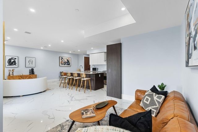 32 Pearl Street 5, Boston, MA 02110